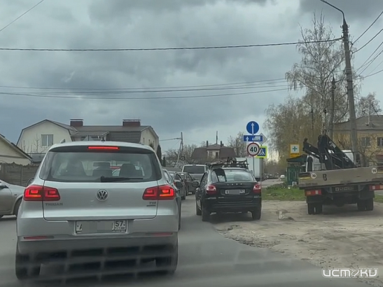 Орловская мэрия отчиталась сколько дорог было отремонтировано недавно. Список прилагается.