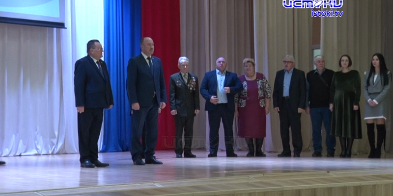 Народные избранники собрались в Змиевке 