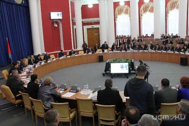 Аппарат орловского облсовета возглавил сын вице-спикера Сергея Потёмкина