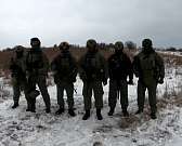 Орловские бойцы, выполняющие задачи СВО, поздравляют с Днем защитника Отечества Орловские бойцы, выполняющие задачи СВО, поздравляют с Днем защитника Отечества