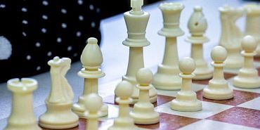 Орёл принимает три шахматных турнира