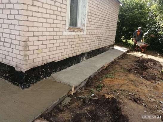 Под Болховом ФАП, который отапливается печью, капитально отремонтируют