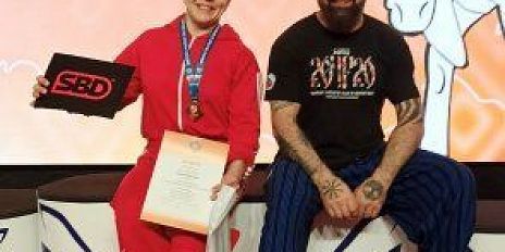 Орловчанка Анна Чурсина бронзовый призёр Чемпионата России и рекордсменка страны по пауэрлифтингу