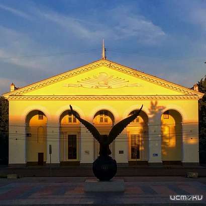 В Орле открылся пункт приёма гуманитарной помощи для жителей ДНР и ЛНР  В Орле открылся пункт приёма гуманитарной помощи для жителей ДНР и ЛНР