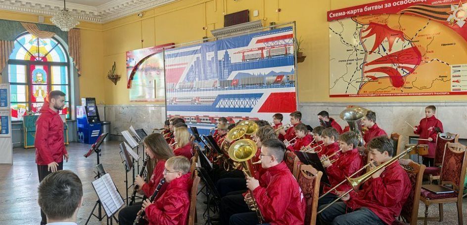 На железнодорожном вокзале Орел состоится праздничный концерт