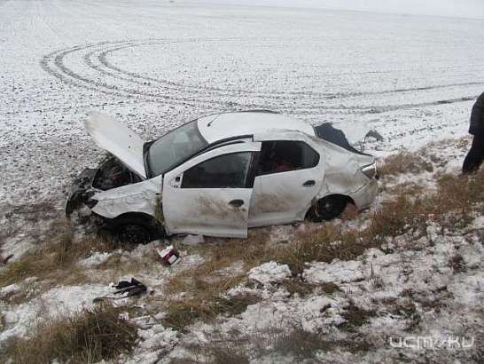 Под Орлом перевернулся «Рено Логан»