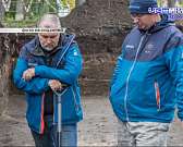 Чиновники не знают, когда будет закончен ремонт улицы Октябрьской, в социальных сетях показали давку на остановке транспорта в микрорайоне Зареченский...