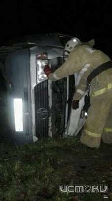 Под Орлом в ДТП с микроавтобусом пострадали трое, среди них - ребенок