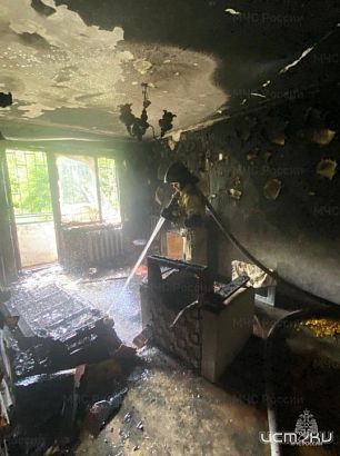 В Орле спасли двух человек из пожара