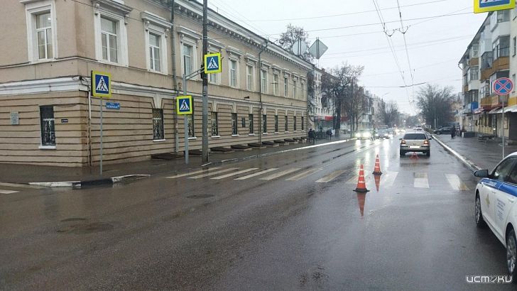 Орловчанка на иномарке сбила девушку на пешеходном переходе