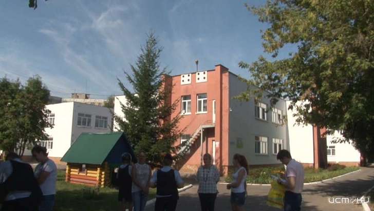 Сумка с хоккейной экипировкой переполошила детсад № 85 в Орле