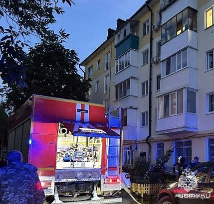 Пожар на улице Октябрьской в Орле — 20 человек эвакуированы, один погиб