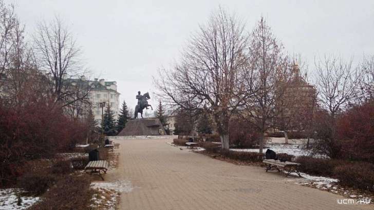 Небольшой снег и хмурое небо ждут орловчан в этот понедельник