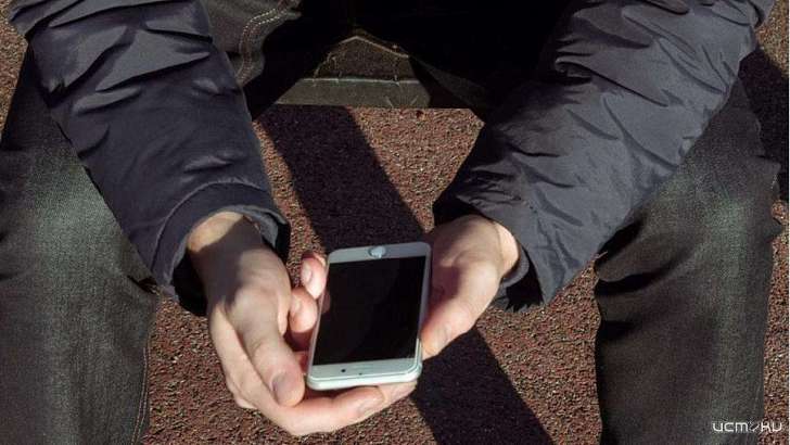 В Орле подросток поплатился здоровьем из-за телефона и часов за 60 тысяч