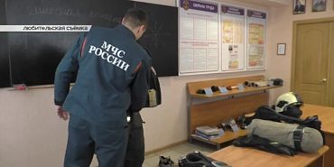 Орловские спасатели перед наступающим Новым годом подарили детишкам настоящее чудо