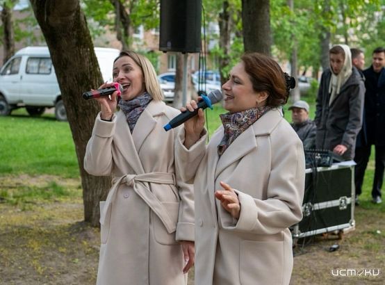 В Орле стартовала акция «Поём всем двором»