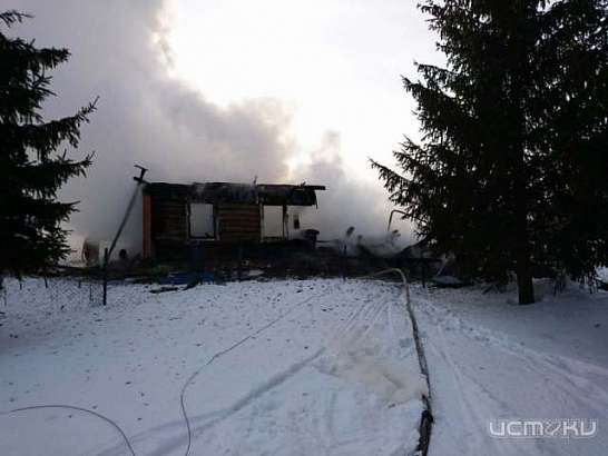 При пожаре во Мценском районе погибли мать и сын