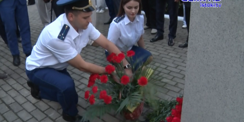 В Орле торжественно открыт бюст Алексею Куракину! В Орле торжественно открыт бюст Алексею Куракину!