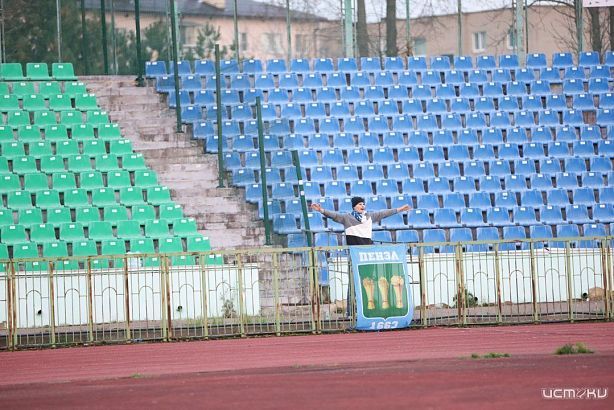 Один за всех: единственный фанат пензенского „Зенита“ на выезде в Орле