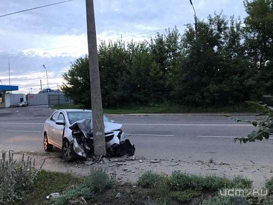 В Орле водитель сбежал, оставив место ДТП и раненного пассажира