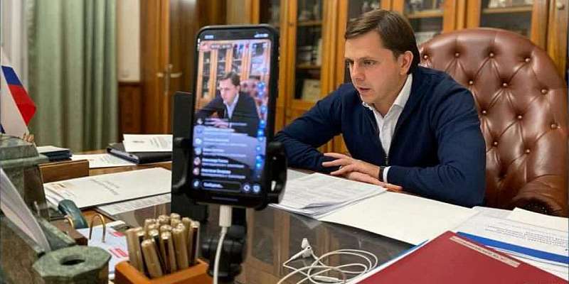 Глава региона Андрей Клычков в столице, а вопросы к нему остаются