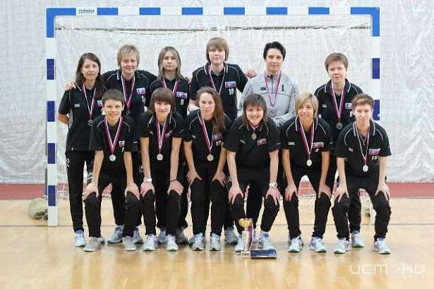 В Орле проходит товарищеский турнир по мини-футболу среди женских команд