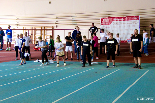 В Орле прошел спортивный праздник «Всей семьей на ГТО»