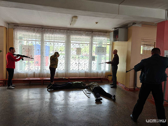 Орёл отработал действия при ЧС в рамках всероссийских учений Орёл отработал действия при ЧС в рамках всероссийских учений