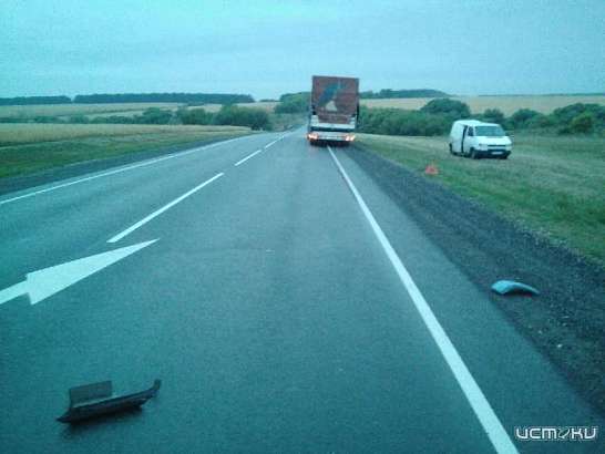 Пятилетний ребенок пострадал в минивэне, стоявшем на трассе Орел — Тамбов