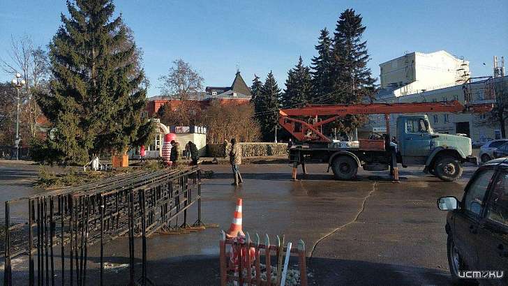 До конца новогодних праздников в Орле нельзя парковаться возле Ленинского моста 