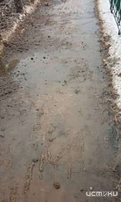 Глазами очевидцев: Орловчане недовольны состоянием тротуара на мосту Дружбы