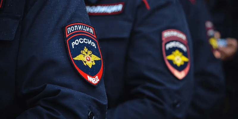 Орловчанка стала жертвой мошенника при заказе сруба