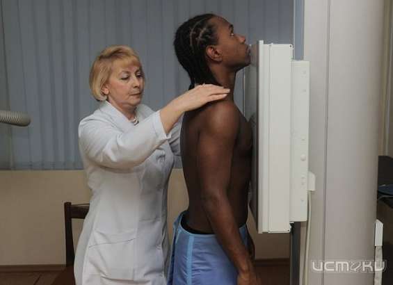 Иностранцев стали проверять тщательнее 