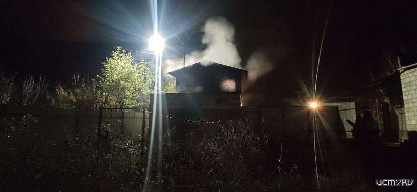 В Орловской области из-за короткого замыкания вспыхнула голубятня