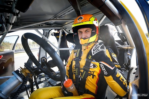 Орловский гонщик Леонид Панфилов примет участие в автопробеге «Дороги памяти», который посвящен 80 - летию Великой Победы