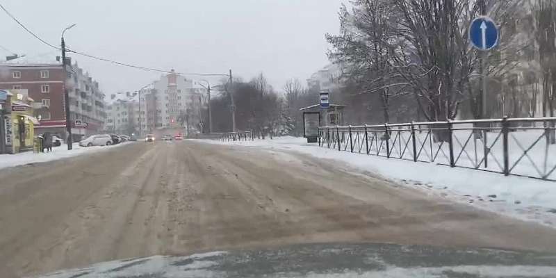 Технику купили и спрятали. Орловчане жалуются на заваленный снегом город
