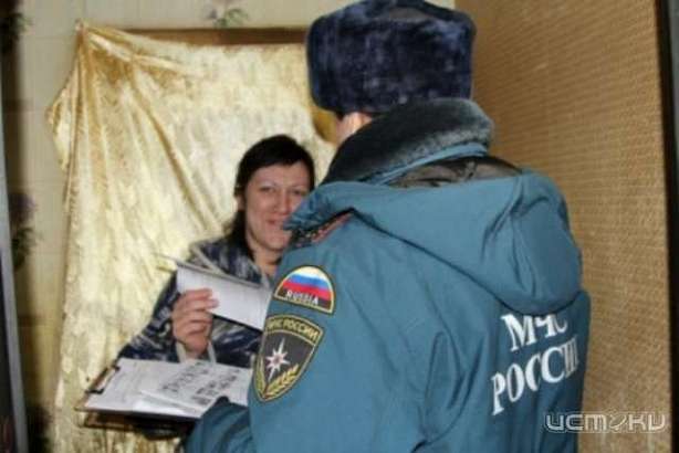 Нет пожарам! Сотрудники МЧС проводят рейды в Должанском и Колпнянском районах. 