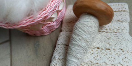 Орловчанам показывают как делали одежду и домашний текстиль наши прапрабабушки