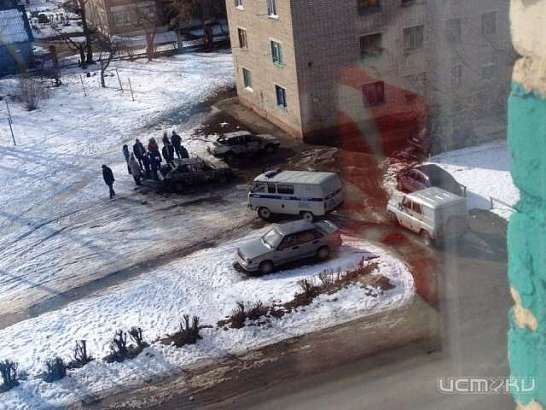 Во Мценске 16-летние школьники подожгли автомобиль