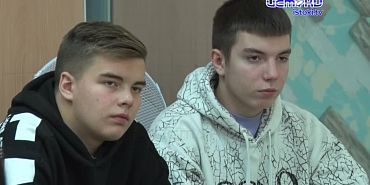 Там, где вековая лежала пыль, свой след оставил автомобиль! (с)