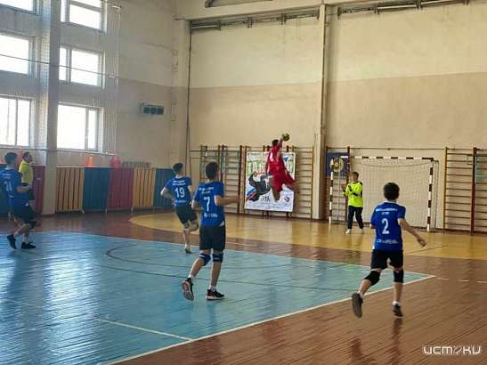 В Орле завершилось открытое Первенство ДЮСШ №4 по гандболу