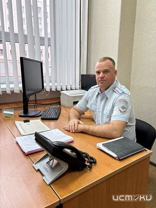 Орловский полицейский помог эвакуировать мужчину из горевшего дома