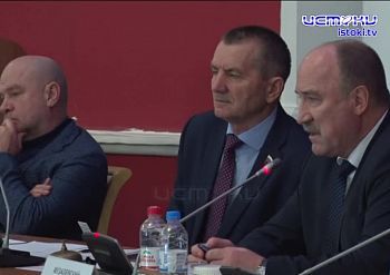 То, о чем промолчали на заседании чиновники сегодня, говорили депутаты в пятницу. То, о чем промолчали на заседании чиновники сегодня, говорили депутаты в пятницу.