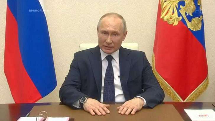 Из-за коронавируса Путин продлил режим нерабочих дней до конца месяца 