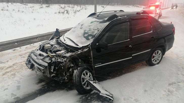 На Орловщине водитель без прав устроил ДТП