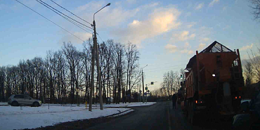 экспресс-новости новости орел коротко коммунальная авария жители ул. Орловских партизан Два года принудительных работ. Орловского чиновника наказали за сосульки. Коммунальная авария оставила без тепла 29 домов Орла