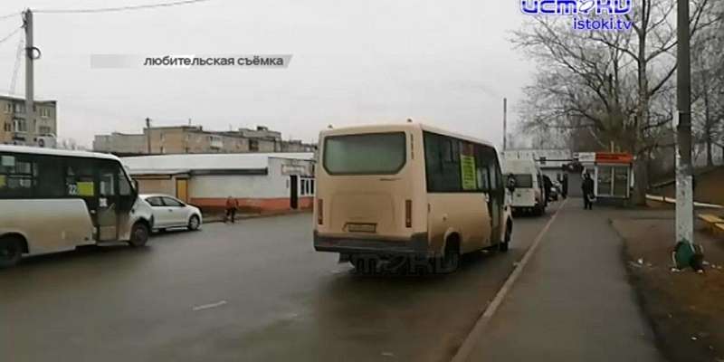 Орловчане мерзли на остановке: водителей на маршруте № 29 сразила неведомая эпидемия