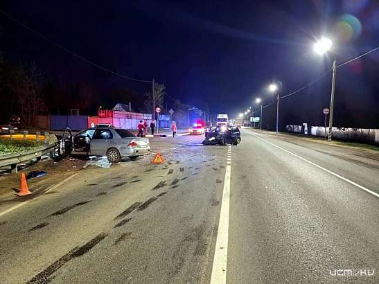 В Орловской области в результате дорожной аварии в больницу попали три человека