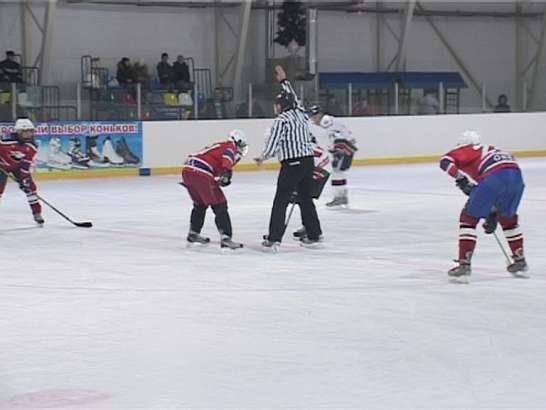 Чемпионат города по хоккею