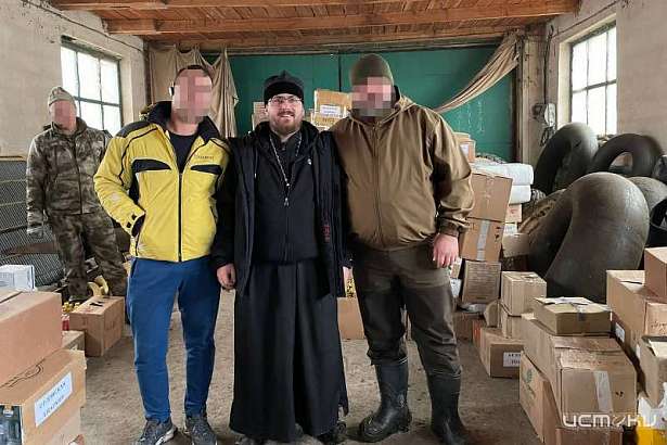 Орловская митрополия отправила нашим военным посылку весом более пяти тонн Орловская митрополия отправила нашим военным посылку весом более пяти тонн